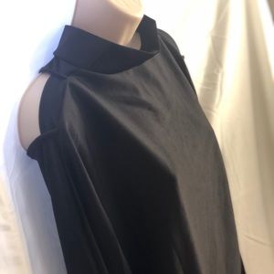 Black t shirt